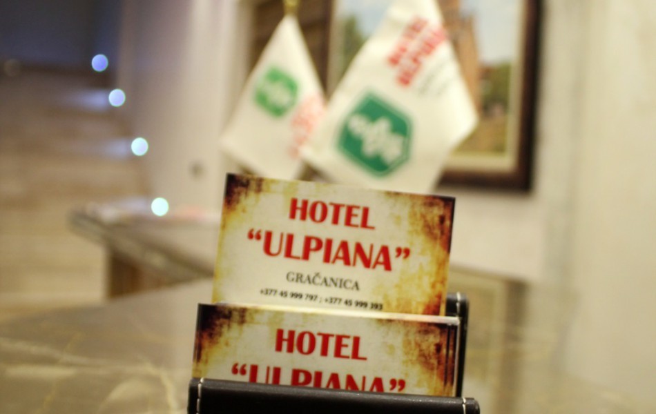 hotel-ULPIANA-reception-deluxe